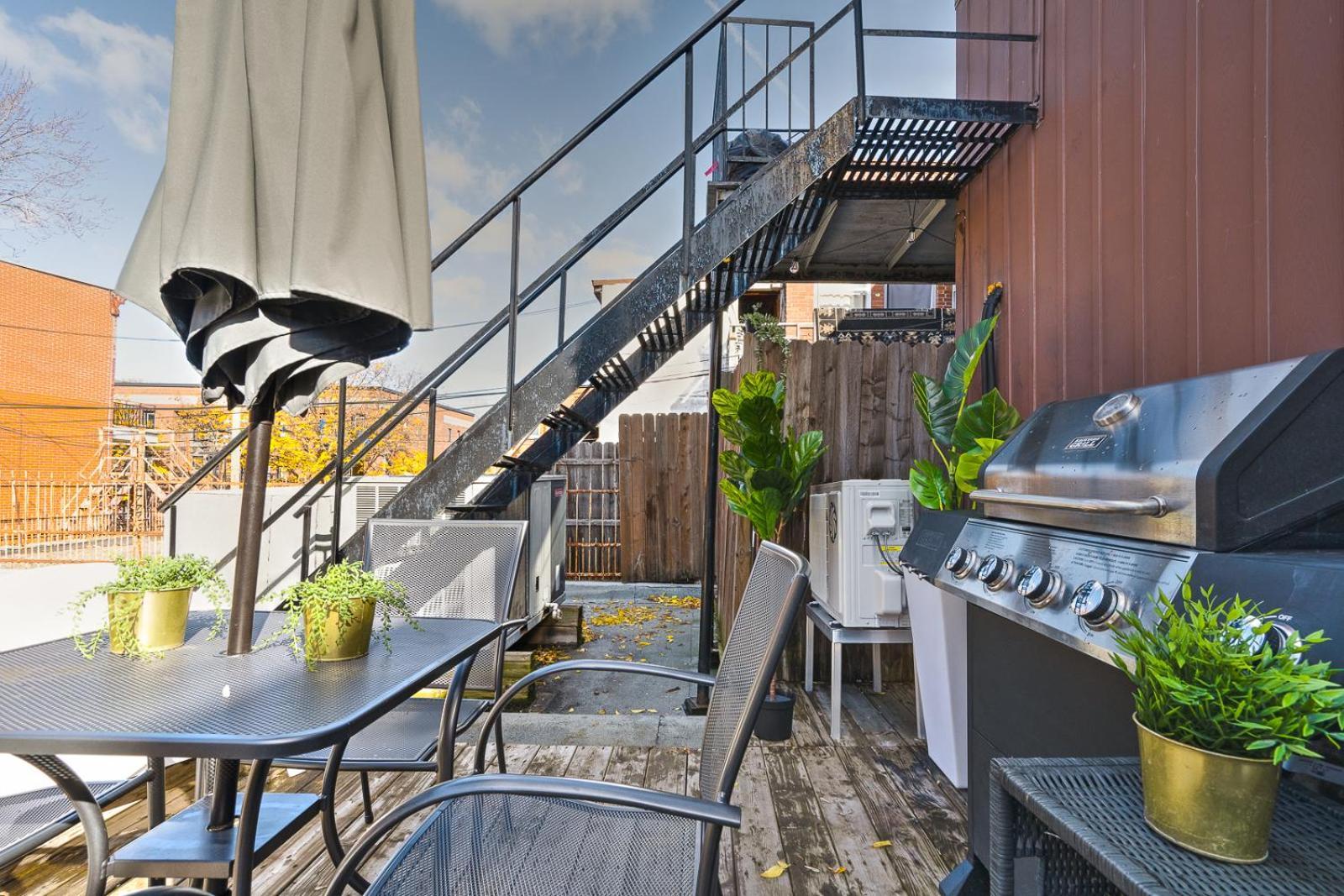 Liv Mtl Avenue Aparthotel Montreal Exterior photo
